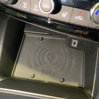 Opel Sıfır Araçta Temassız Şarj Mekanizmasının Eksik Çıkması Ve Uzayan Çözüm Süreci