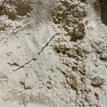 Davut Selim Gıda Helvadan Yabancı Cisim Çıktı