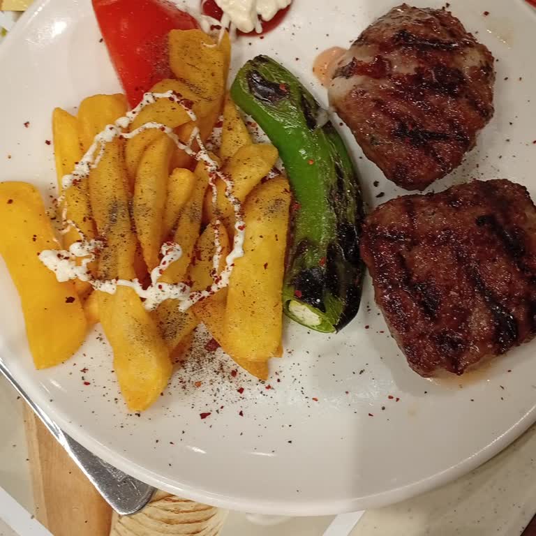 Menüdeki Görsel Yanıltıcı, Pilav İçin Ekstra Ücret Alındı