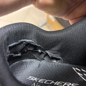 Kısa Sürede Deforme Olan Skechers Ayakkabı Ve Yetersiz Müşteri Hizmeti