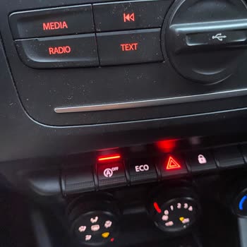 Dacia Duster'da Garanti Süresinde Çözülemeyen Akü Sorunu Mağduriyeti
