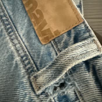 Kısa Sürede Deforme Olan Mavi Kotlar Ve Reddedilen Değişim Talebi