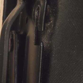 IKEA Garantiye Rağmen Çöken Koltuk Güvenimi Sarsıyor