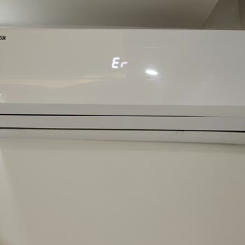 Ek