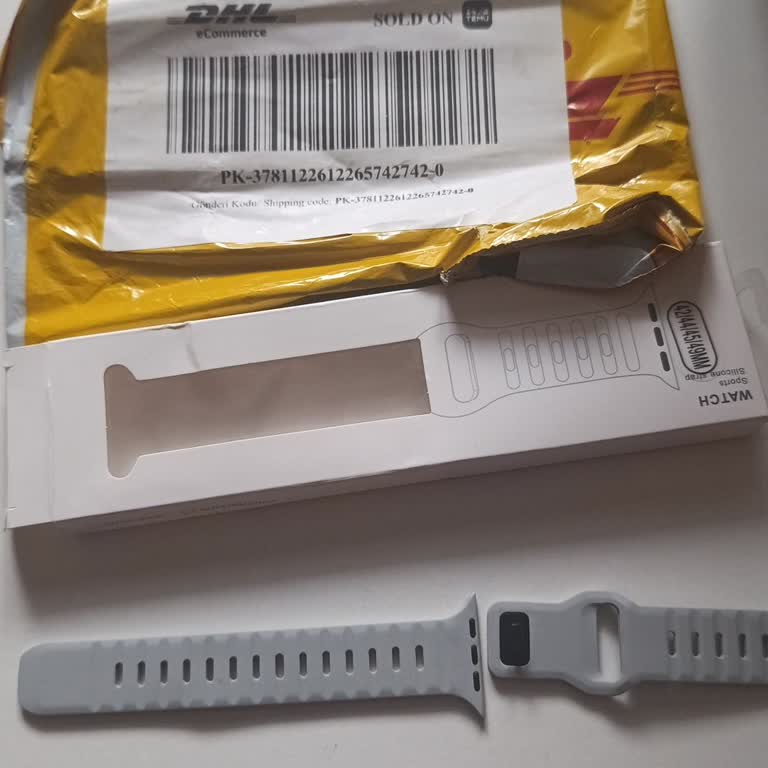 Saat Yerine Sadece Kayış Gönderildi, Muhatap Bulamıyorum!