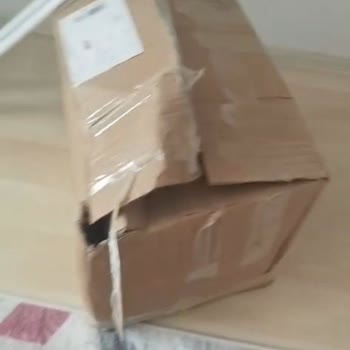 PTT Kargo İle Gönderdiğim El Emeği Ürünüm Hasarlı Ulaştı, Mağdur Edildim