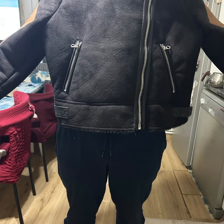 Aynı Montu İki Kez Sipariş Ettim, İki Kez Yanlış Ürün Geldi Güvenim Sarsıldı