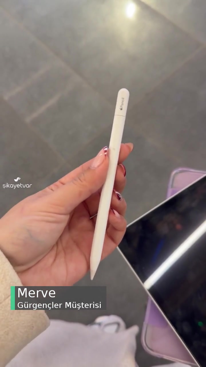 İstMarina Gürgençler iPad Ve Apple Pencil'da Aşınmasına İlgisiz! videonun kapak resmi