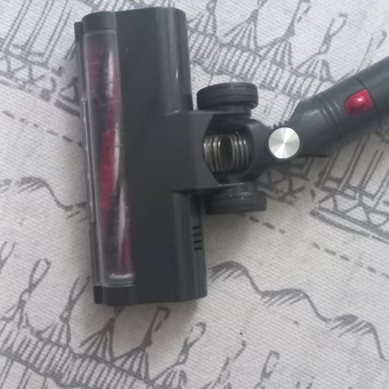 Onvo Şarjlı Dikey Süpürgede Kendi Kendine Oluşan Parça Hasarı Ve Garanti Talebi