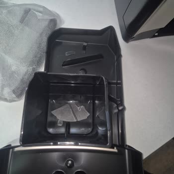 Sıfır Diye Aldığım Kahve Makinesi Kırık Ve Onarılmış Çıktı