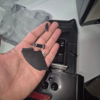 Sıfır Diye Aldığım Kahve Makinesi Kırık Ve Onarılmış Çıktı