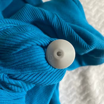 LCW Online'dan Alınan Bebek Giyim Ürününde Tehlikeli Cisim Şoku