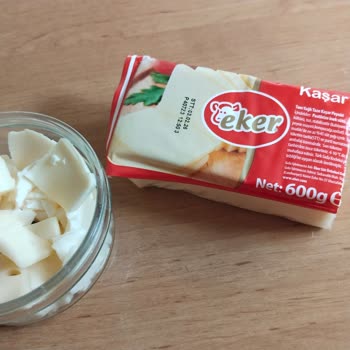 Eker Kaşar Peynirinin İçinden Kıl Çıkması Karşısında Hayal Kırıklığı Ve Güven Sorunu