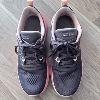 Kısa Sürede Hasar Gören Ayakkabıma Garanti Kapsamında Çözüm Bekliyorum