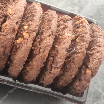 Tarihi Geçmemiş Eti Kurabi'den Kurt Ve Yabancı Madde Çıkması