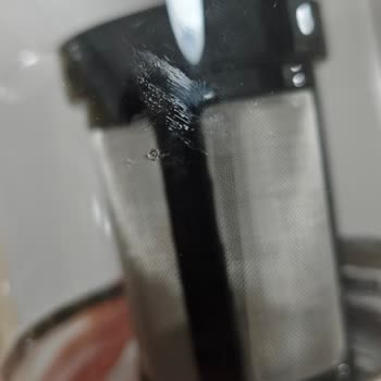 Kutudan Kırık Çıkan Çay Makinem İçin Değişim Talebim Reddedildi