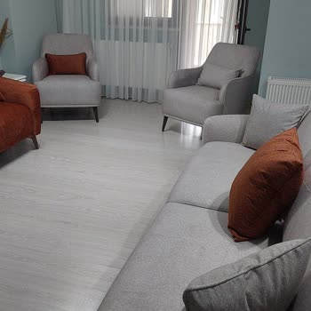 Yanlış Renk Ve Ayakla Gelen Koltuklar İçin Ek Ücret Ödemek Zorunda Kaldım