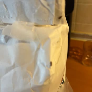 Aynı Markette Aynı Un Markasında Tekrar Böcek Ve Kurt Sorunu Yaşadık