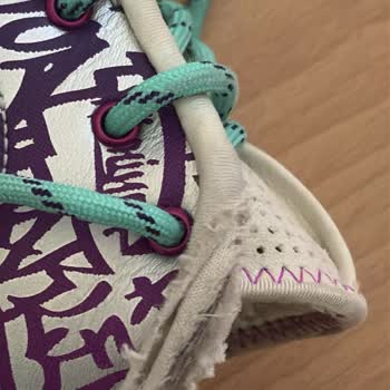 Kısa Sürede Yırtılan Nike Ayakkabılar Ve Fatura Mağduriyeti