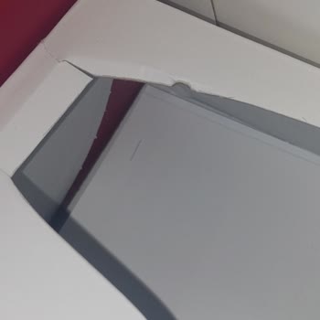 Hijyenik Olmayan Ve Kullanılmış Görünümlü Ürün Teslimatı Hayal Kırıklığı Yarattı