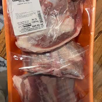 Getirden Gelen Bozuk Kuzu Eti Ve Çözüm Sunulmaması