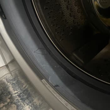Yeni Alınan Çamaşır Makinesinin Körük Lastiği Kendi Kendine Koptu, Garanti Kapsamı Dışında Bırakıldı