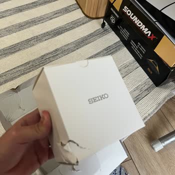 Değerli Saatim Aras Kargo İle Özensiz Ve Hasarlı Kutuda Teslim Edildi Güvenim Sarsıldı