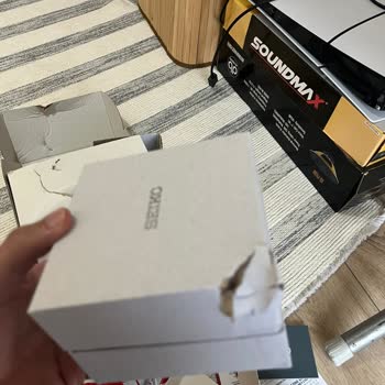 Değerli Saatim Aras Kargo İle Özensiz Ve Hasarlı Kutuda Teslim Edildi Güvenim Sarsıldı