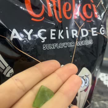 Çitlekçi Ay Çekirdeğinde Cam Parçası Çıkması Nedeniyle Güven Sorunu Ve Kalite Kontrol Talebi