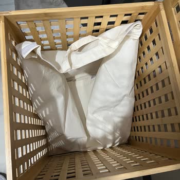 Bambu Çamaşır Sepetinin Bez Torbası Sürekli Düşüyor, Kullanım Konforu Sıfır!