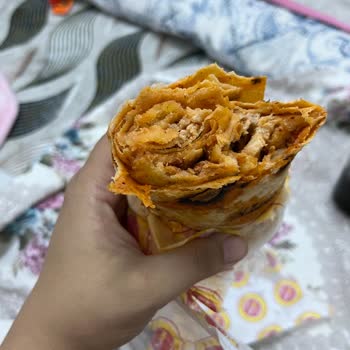 Sipariş Ettiğim Dürümlerde Döner Yoktu Patates Ve Kalın Ekmekle Hayal Kırıklığı Yaşadım