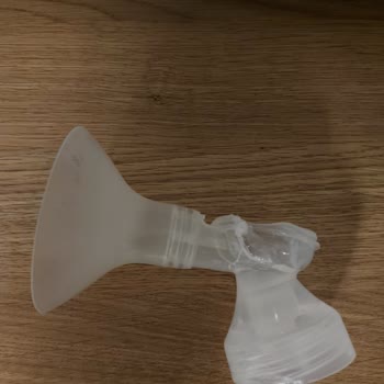 Wee Baby Elektrikli Göğüs Pompası Başlığının Deformesi