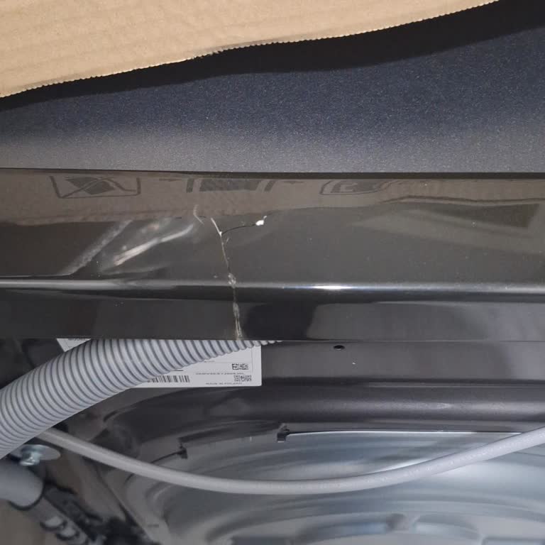 Kırık Çamaşır Makinesi Teslim Edildi, Servis Geri Dönüş Yapmıyor