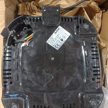 Tefal Airfryer İç Yüzeyi Soyuldu