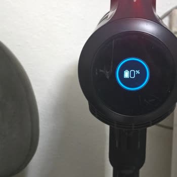 Üç Aylık Servis Beklemesi Sonrası Şarj Almayan Dikey Süpürge