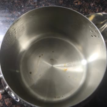 Korkmaz Çaydanlık Kapağında Paslanma Oldu