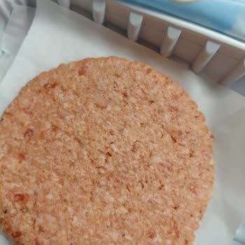 Amasya Et Ürünleri Kıymanın Renginin Aşırı Pembe Olması Bizi Şüphelendirdi