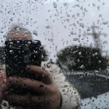 Rutin Bakım Ücretine Rağmen Araç Yıkanmadı, Özensiz Teslim Edildi Ve Belge Verilmedi