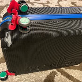 Kalite Sorunu: Valizim İkinci Kullanımda Tekerlekleri Koptu, Garanti Reddi