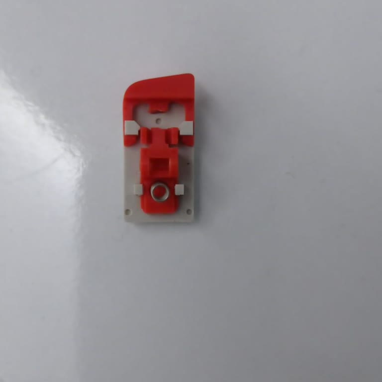 Decathlon Matara Kapak Kilidi Kırıldı Dayanıksız Plastik Şikayeti