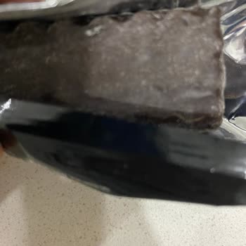 Eti Gofret Çikolatasında Beyaz Lekeler Ve Bayat Görünüm Güveni Sarstı