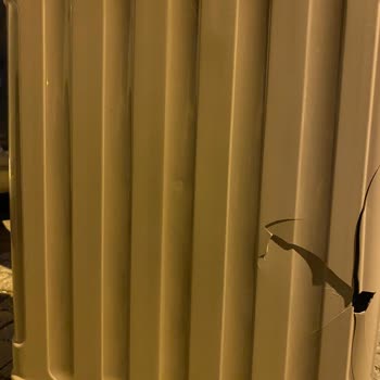 Uçuşta Kırılan Valiz İçin Yenisiyle Değişim Talebi