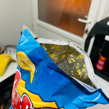 A101'de Satın Alınan Lays Ruffles Cips Paketi Nemli Ve Bayat, Tazelik Sorunu