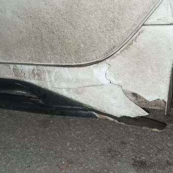 Sivas Honda Açılım Servisinde Kamera Fişi Çekilmesi Ve Sol Marşpiyel Parçasının Kırılması