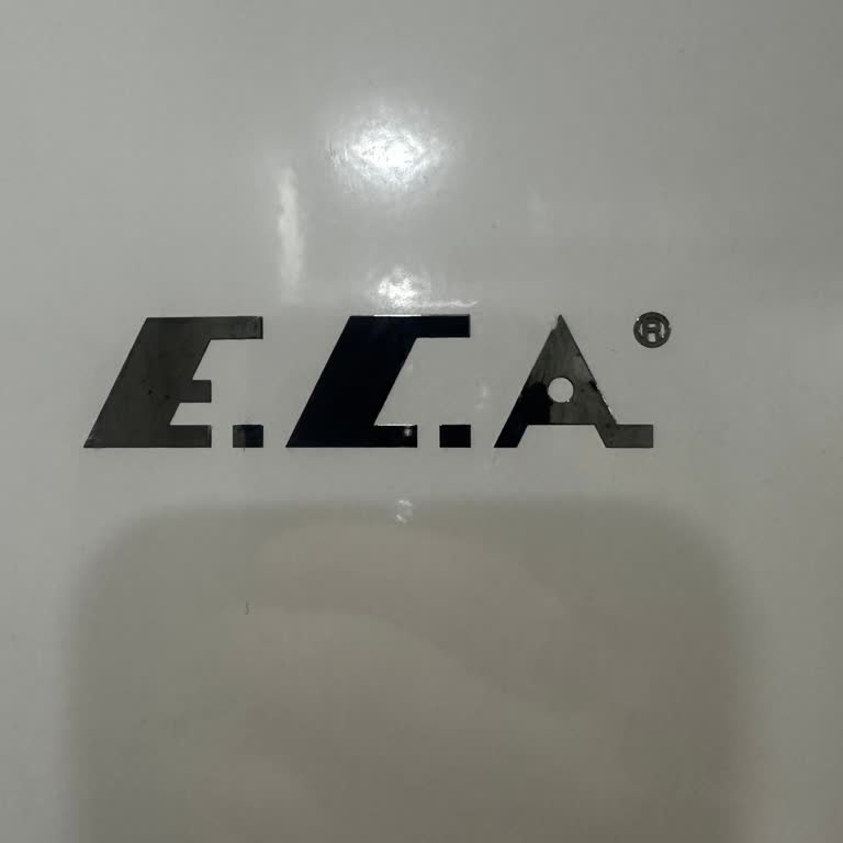 ECA Kombideki Metal Etiket Derin Kesik Verdi, Güvenlik Sorunu