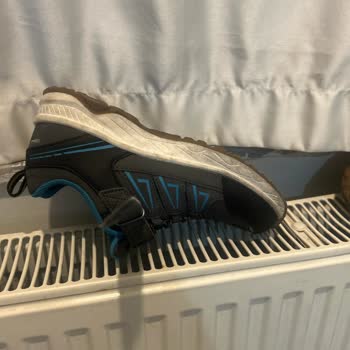 FLO Mağazasından Aldığım Lumberjack Outdoor Ayakkabı Su Geçiriyor Ve Çocuğumun Ayak Sağlığını Tehlikeye Atıyor