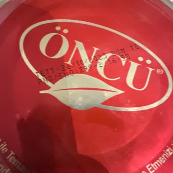 CarrefourSA’da Satılan Öncü Domates Salçası İki Ay Süresi Dolmuş!