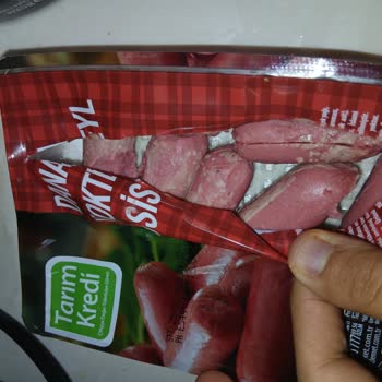 Tarım Kredi Sosisinin Bozulması Sağlık Endişesi Ve Mağduriyet Oluşturuyor