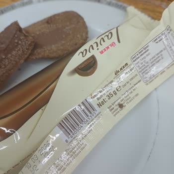 Ülker Laviva Çikolatasında Kabarcıklı Ve Bozuk Alt Kısım Gıda Güvenliği Endişesi