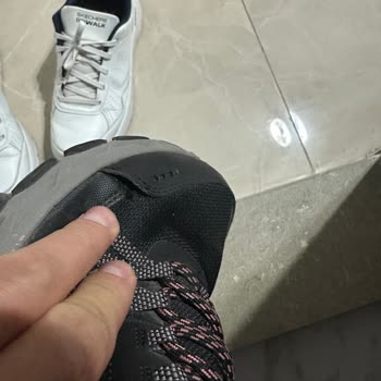 Skechers Ayakkabısının 2,5 Ayda Dikiş Sorunu Ve Kullanıcı Hatası Reddi